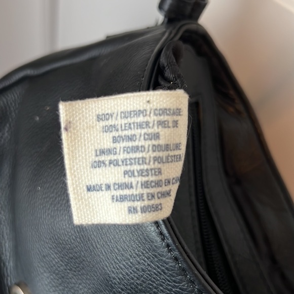 Tommy Bahama Black Crossbody Purse - Picture 6 of 7